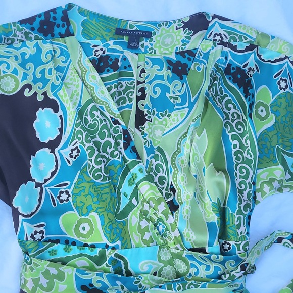 Banana Republic Silk Wrap Dress V-Neck Boho Floral Print Green Blue Womens  12 - Picture 9 of 16